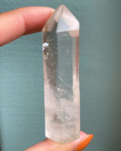 Bergkristall, Spets Rå/Polerad - 7,4cm