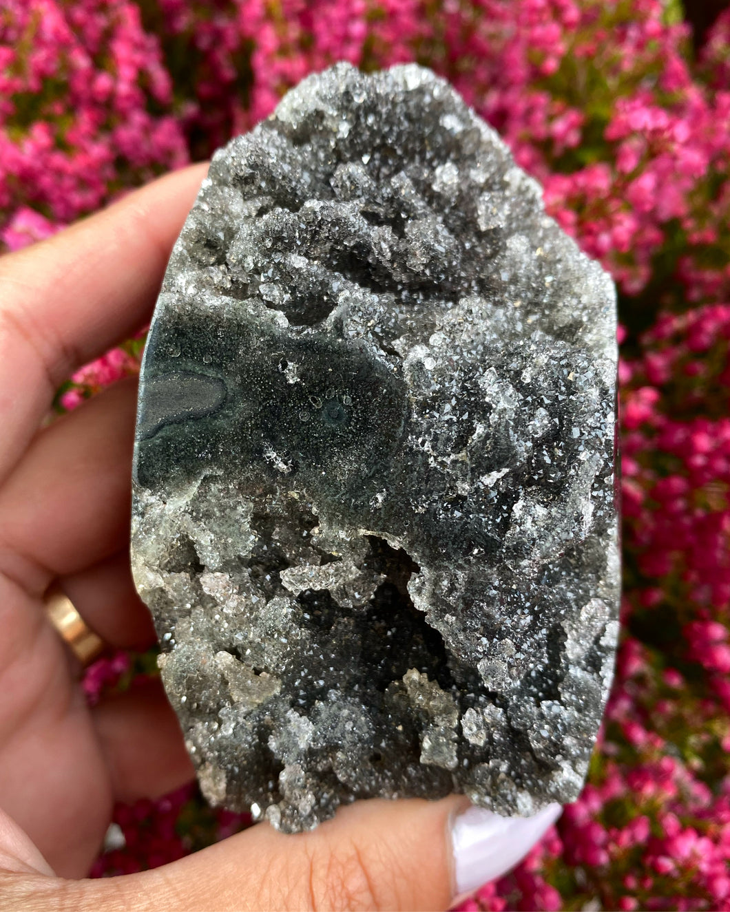 Druzy Kvarts på Jaspis, Friform - 280g